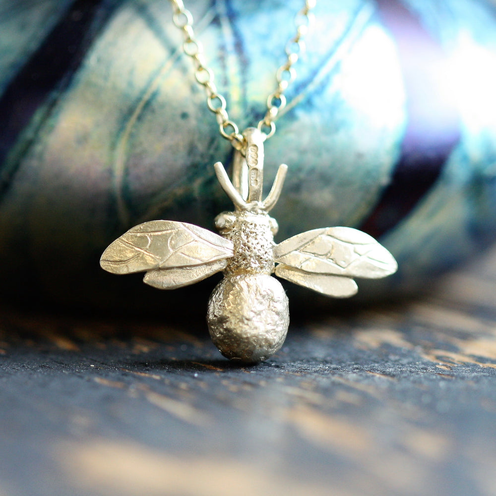 Solid 9ct Gold Large Bumblebee Necklace