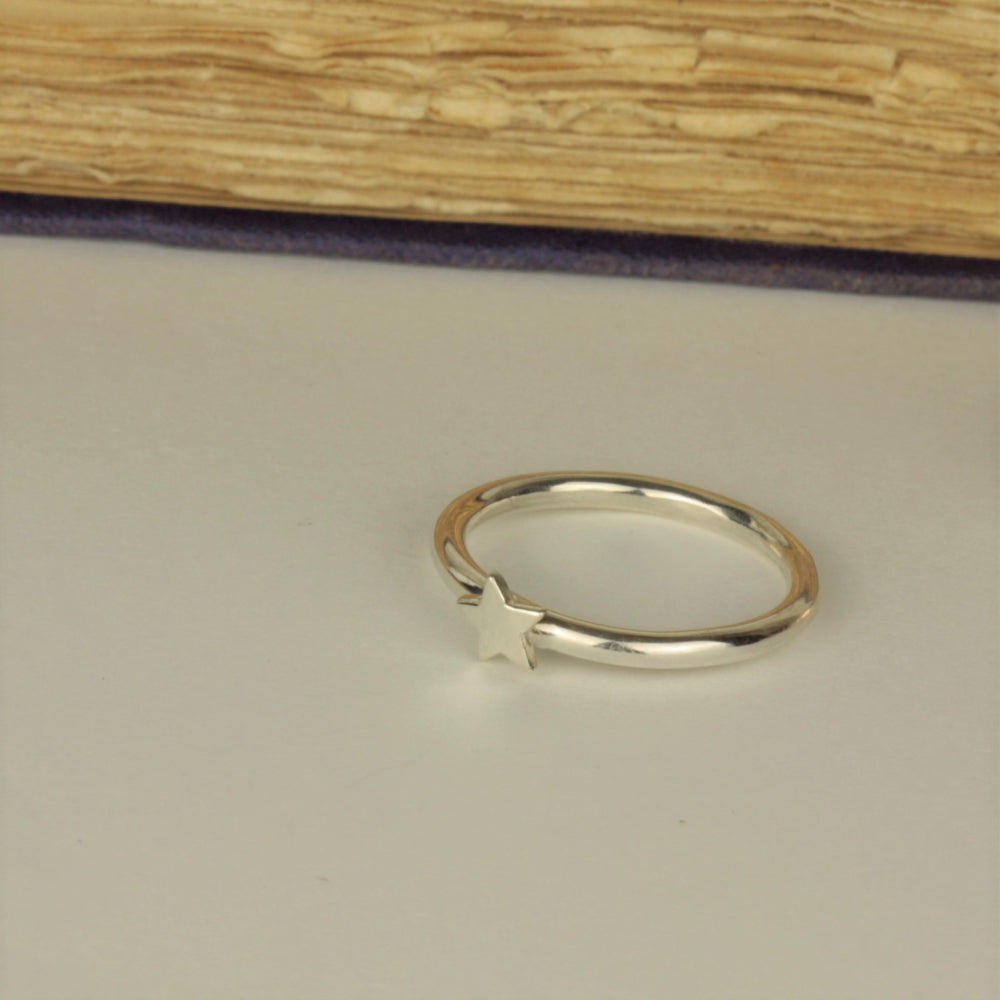 Silver star stackable ring band