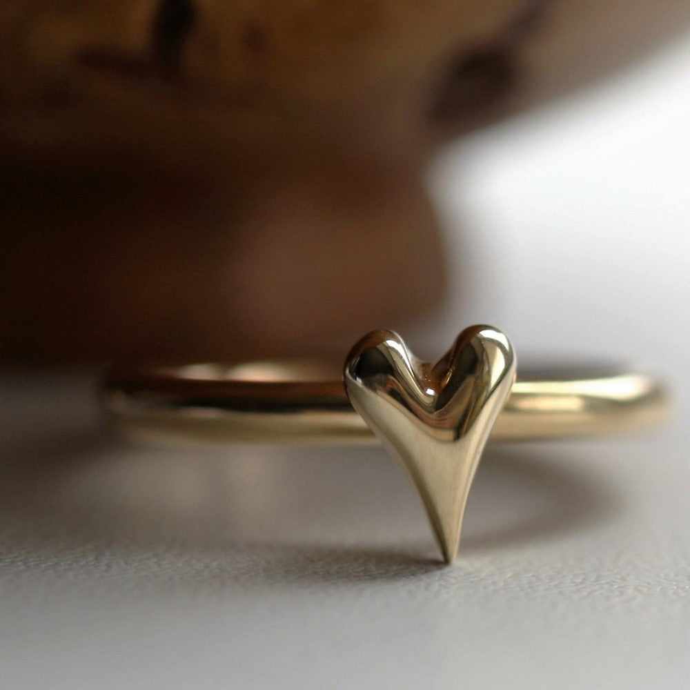 designer 9ct gold or rose gold Wild at Heart ring